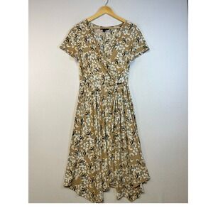 Cottagecore Perceptions New York Womens L Tan Floral Sharkbite Hem Wrap Dress